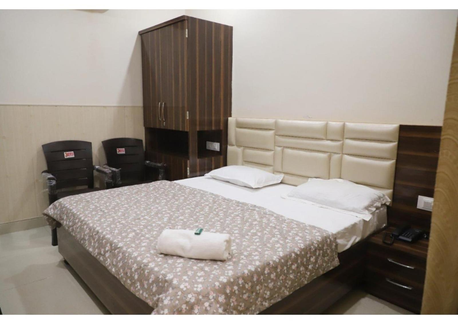 Rk Lodge Amritsar Exterior foto